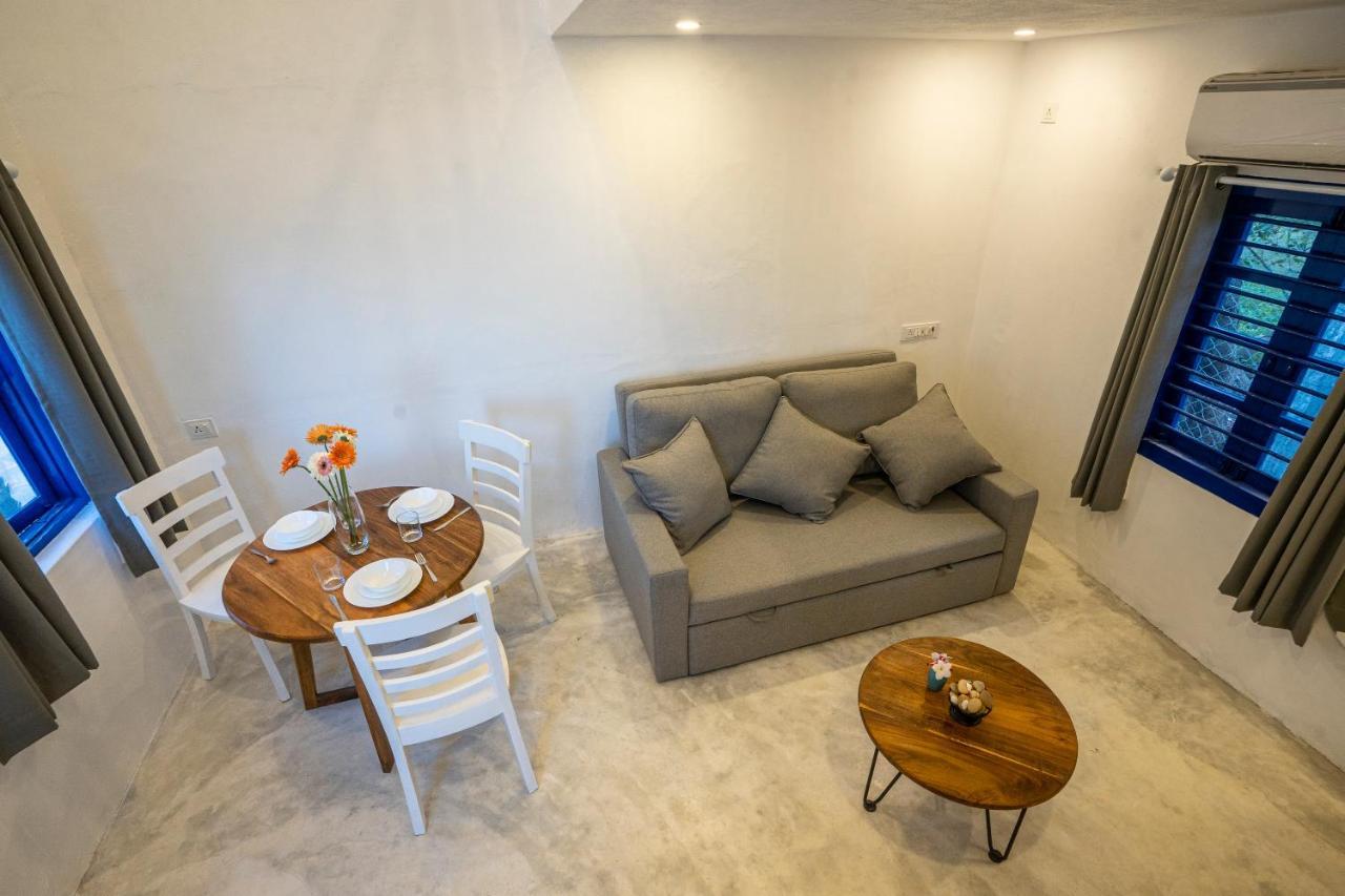 Greek Bay Hotel Auroville Ngoại thất bức ảnh